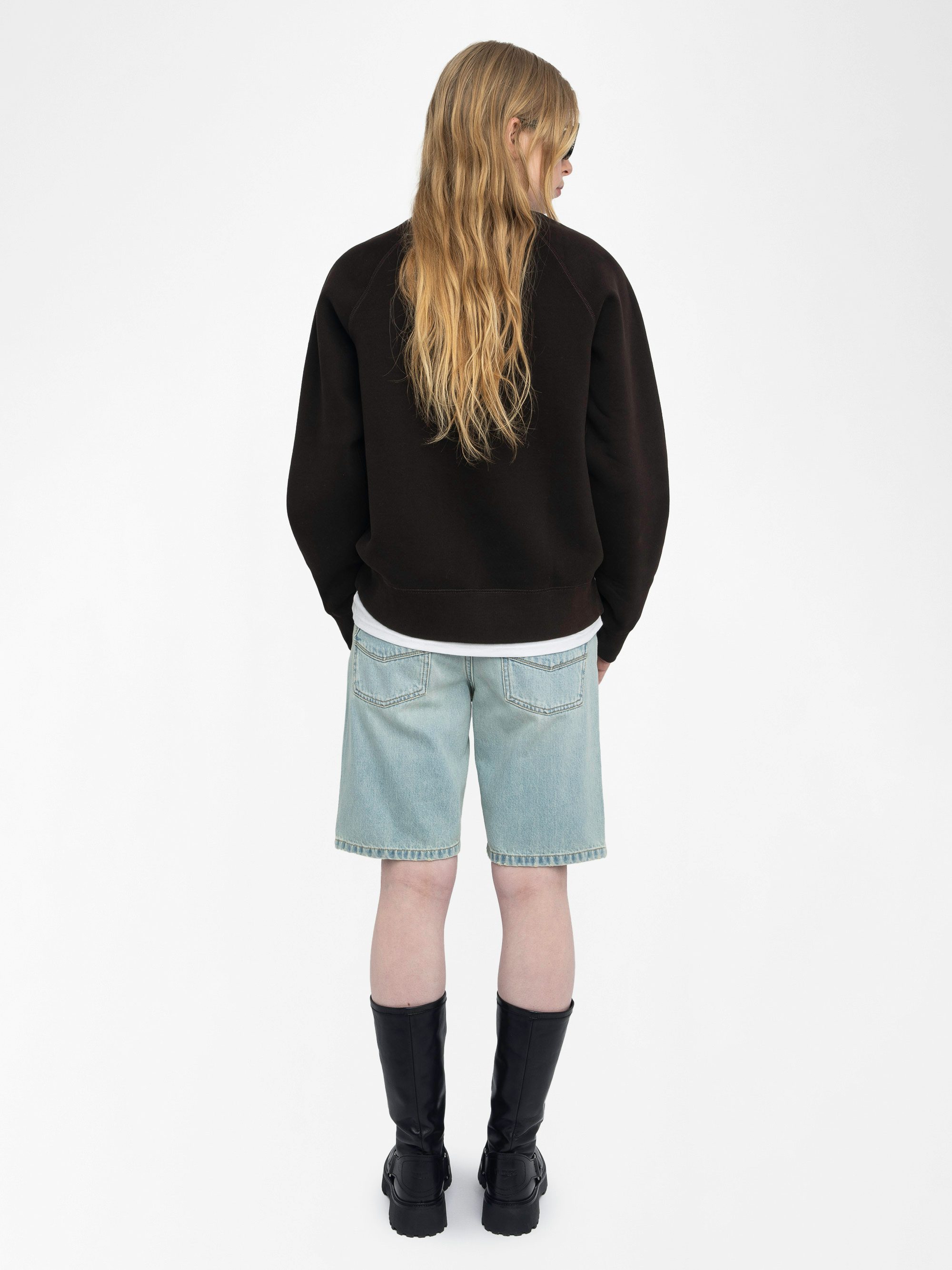 Upper Sweatshirt - Long-sleeved sweatshirt with rhinestone print on the front.